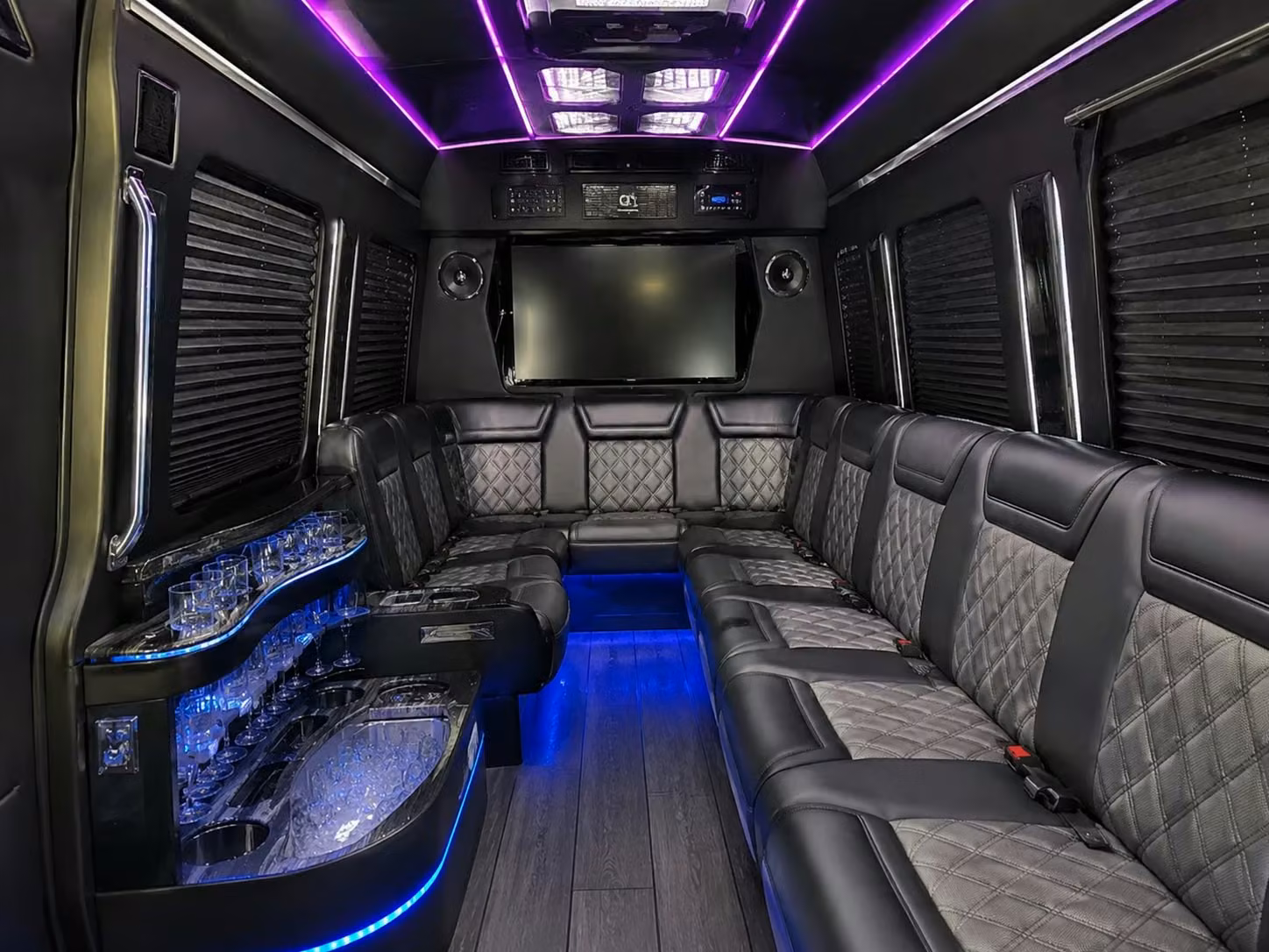 charterbusrentalsanantonio com helps you coordinate multi game fan shuttles and season long transportation