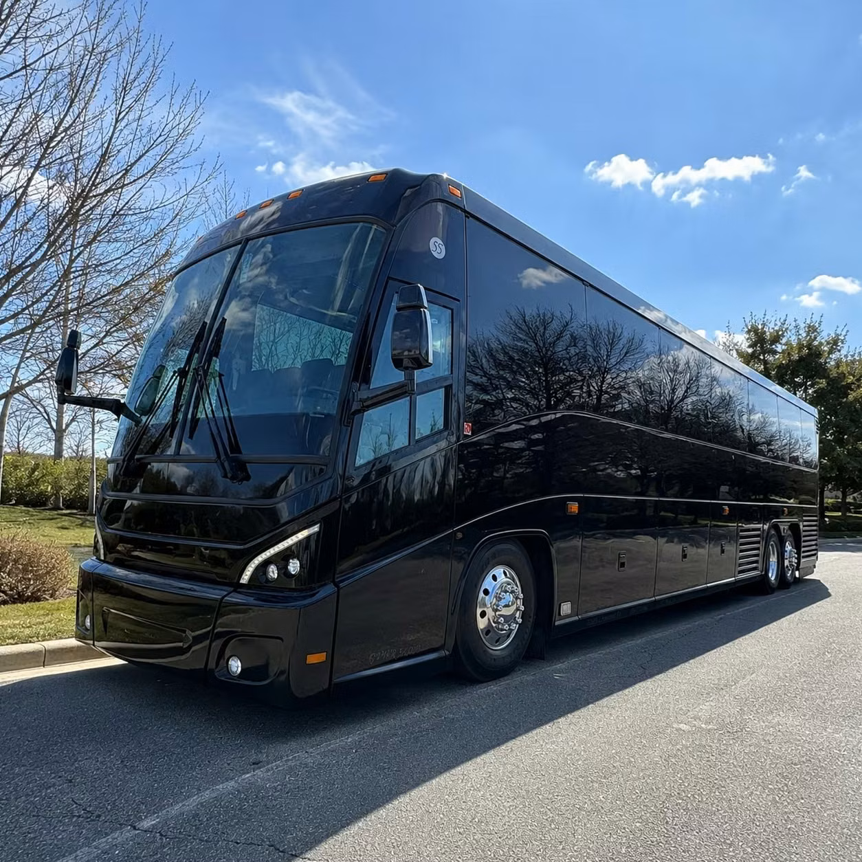 san antonio commuter shuttle services that keep your workforce moving every single day